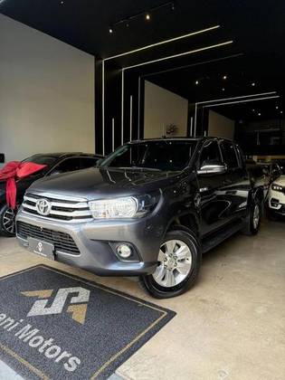 TOYOTA HILUX 2.8 SRV 4X4 CD 16V DIESEL 4P AUTOMÁTICO TOYOTA HILUX 2.8 SRV 4X4 CD 16V DIESEL 4P AUTOMÁTICO